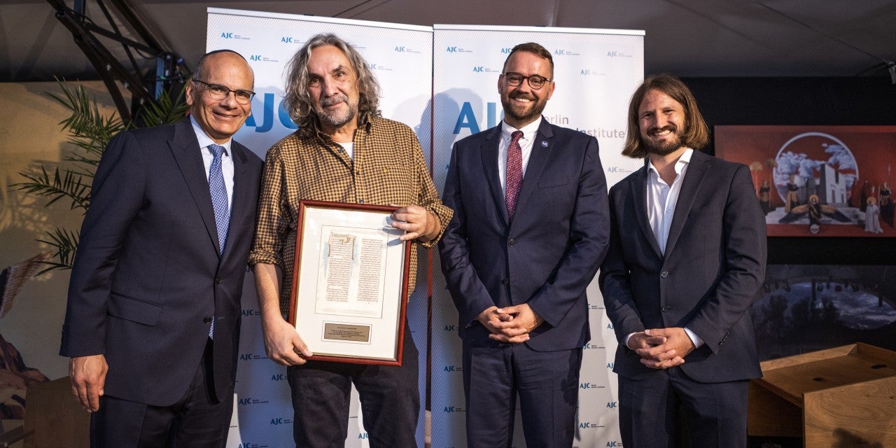  Rabbi Noam Marans presents Oberammergau Passion Play Director Christian Stückl with the AJC Isaiah Award