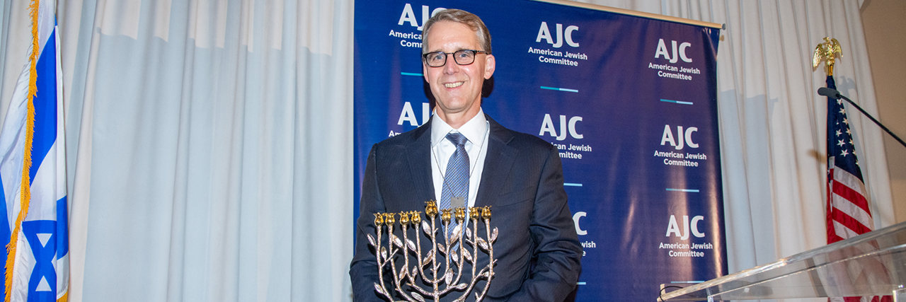 AJC Los Angeles Judge Learned Hand Honoree Manny Abascal