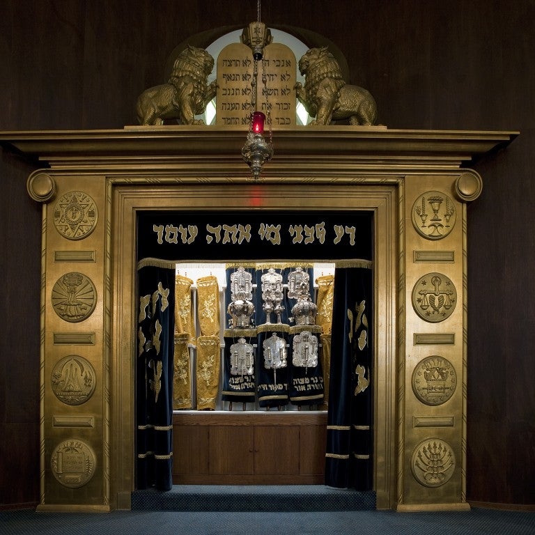 Photo of a Synagogue 