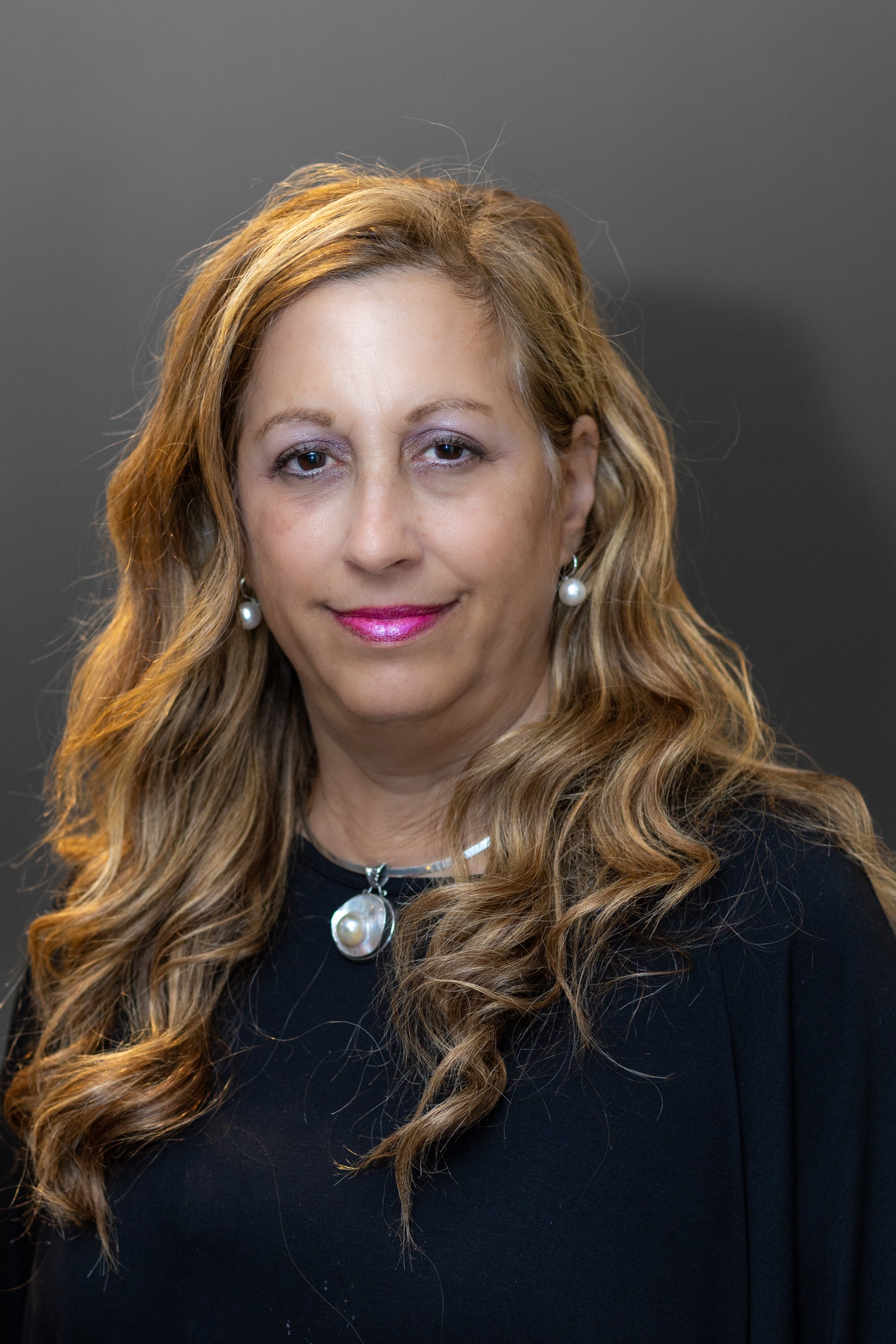 Headshot of Marcia Bronstein