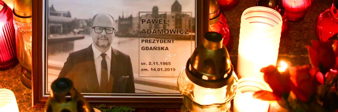 Photo of a vigil for Mayor of Gdańsk, Paweł Adamowicz