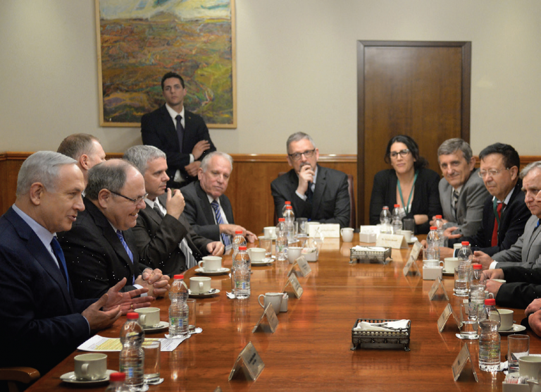 Photo of Israeli Prime Minister Benjamin Netanyahu meeting with a delegation of Brazilian parliamentarians